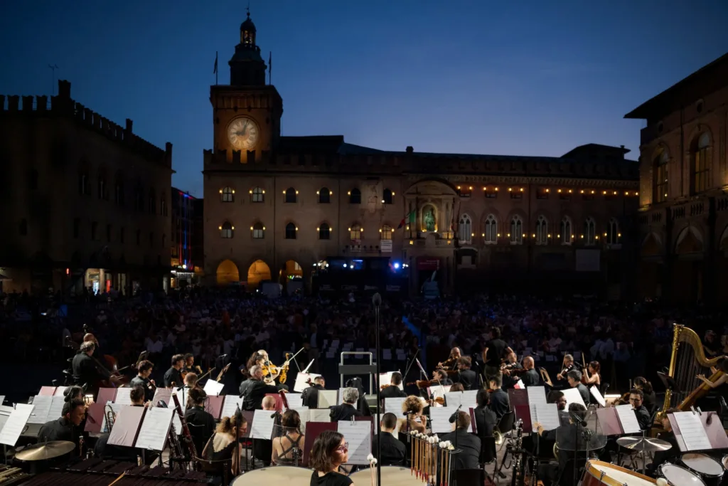 Concorso “2 agosto”: la musica dei giovani compositori in Piazza Maggiore per non dimenticare