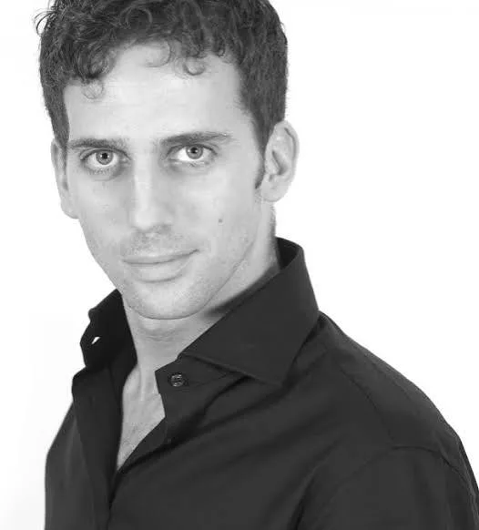 Eduardo Martínez